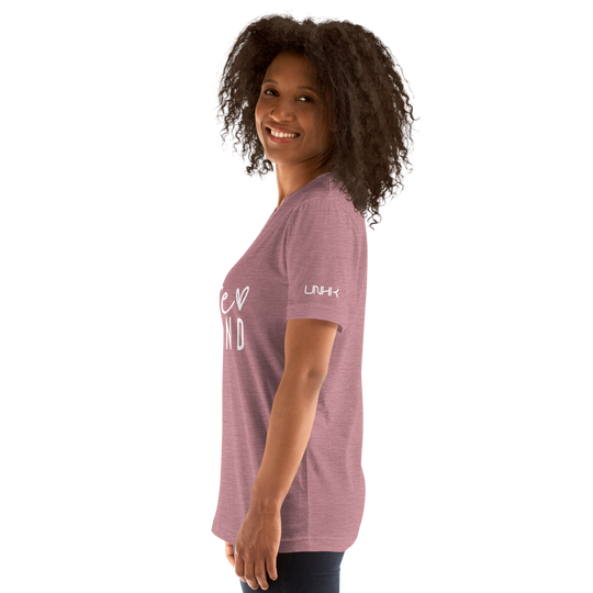 Be Kind Women's T-Shirt